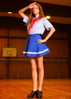 Маленькая студентка Фото #2