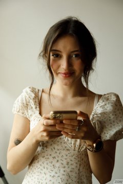 Розелина Анди в фильме "Зиши сет" - центральный кастинг Фото #1