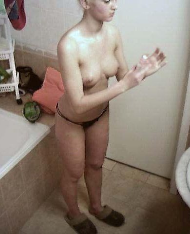 Слитые фото голой Бузовой на проекте дом-2 фото 4