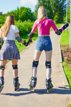 Ника Мурр и Эллуиз Арти в съемках "Клуба влюбленных" идут до конца Фото #2